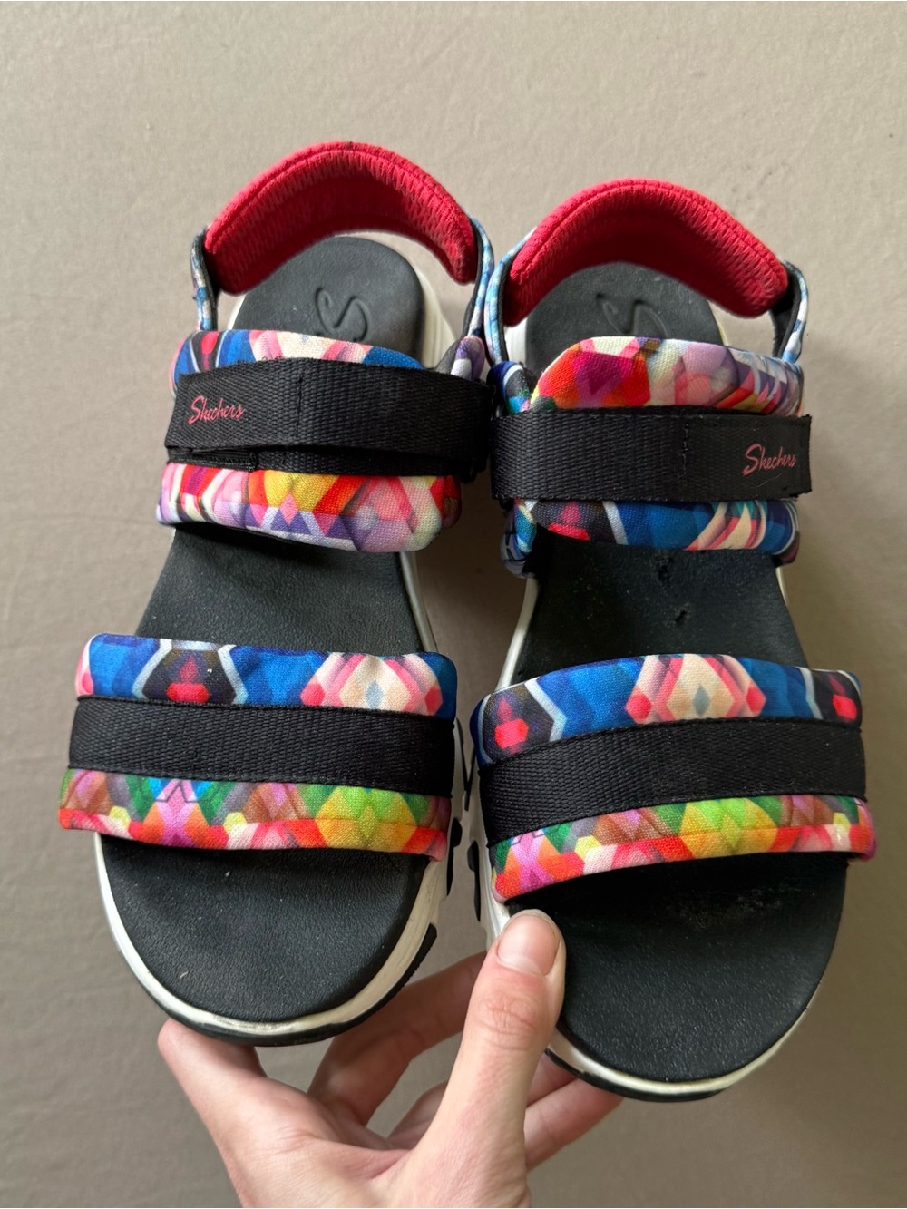 Y2K Skechers multi-colored geometric D'Lites sandals - Picture 3 of 7